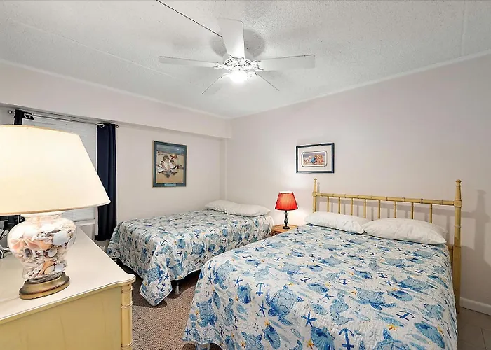 Spacious 3 Bedroom With Ocean Views And Outdoor Pool! Holiday home Ocean City